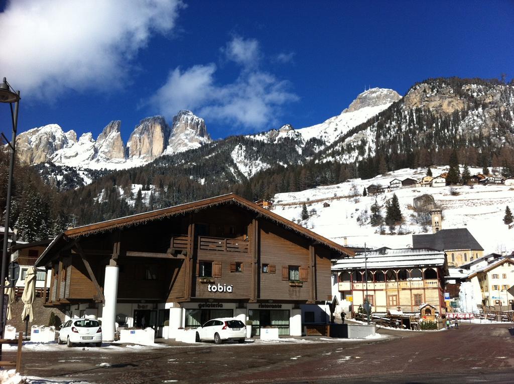 Garnì Tobià Acomodação com café da manhã Campitello di Fassa Exterior foto